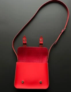 MINI SATCHEL SUEDE RED -Grafea Sales Store 0B596C7C F8EF 42E0 8A76 C052FA918F92