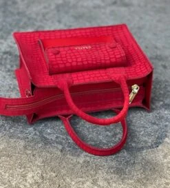MINI LANA SUEDE RED -Grafea Sales Store 4C26E809 6896 4A20 B22C 4A5E33752C78