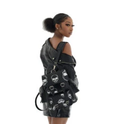 HARI II SILVER SKULLS