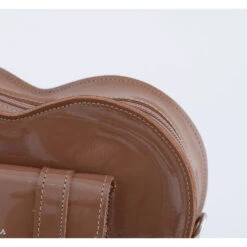 HEART SATCHEL MILK CHOCOLATE -Grafea Sales Store heart satchel milk chocolate closeup