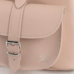 MIA -Grafea Sales Store mia light beige leather backpack detail