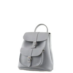 MICHELLE -Grafea Sales Store vera grey leather backpack side c990fe82 f2ef 4744 94a7 f7e0c8649404